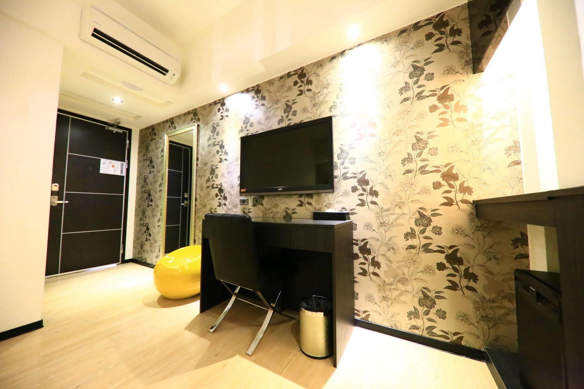 Talmud Hotel Taichung Exterior foto
